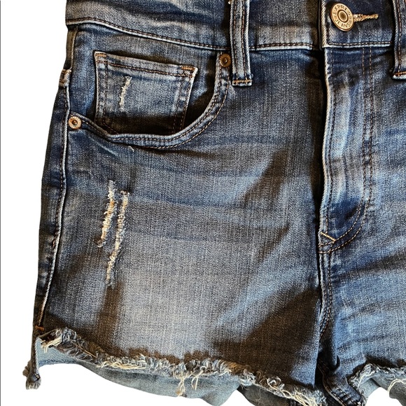 Express denim distressed shorts size 4 - Picture 8 of 9